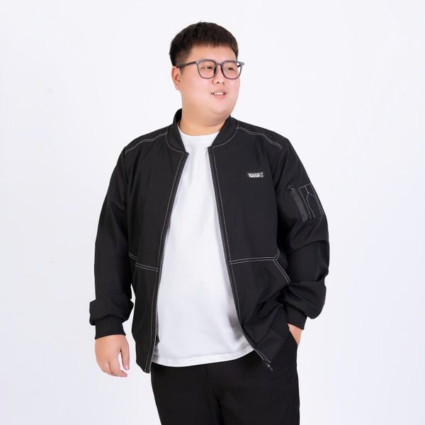 Mẫu áo khoác bomber giúp anh em big size thể hiện cá tính, năng đồng và thoải mái