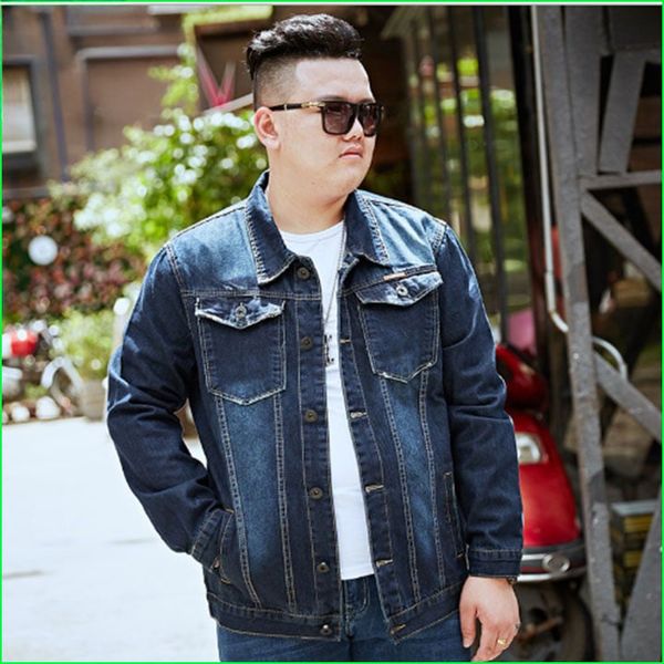 Mẫu áo denim cho anh em big size mang lại sự trẻ trung và dễ phối đồ