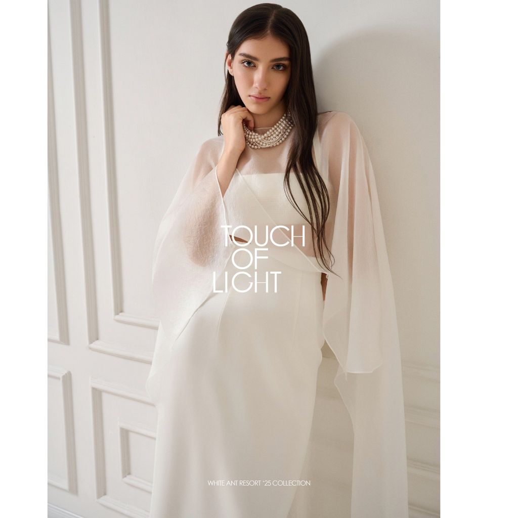 “TOUCH OF LIGHT” RESORT ’25 COLLECTION I WHITE ANT