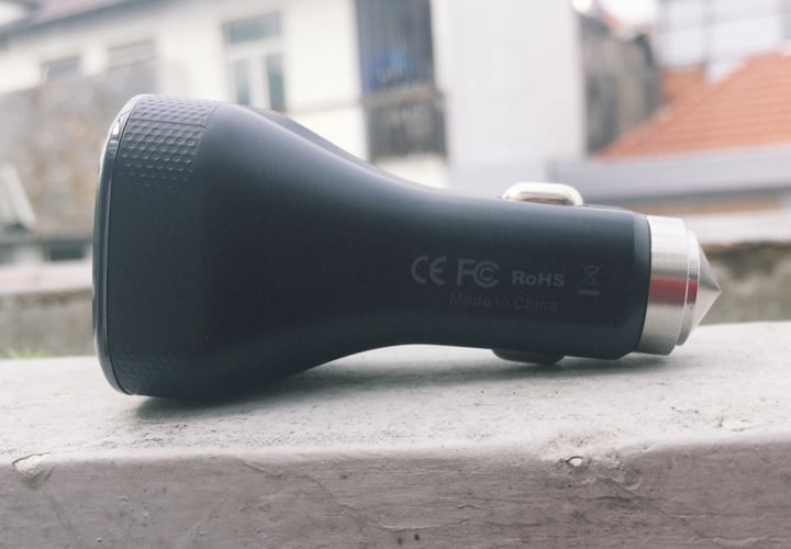 Sạc xe hơi iWalk CCD006Q QC3.0 | phuonglinhjsc.vn