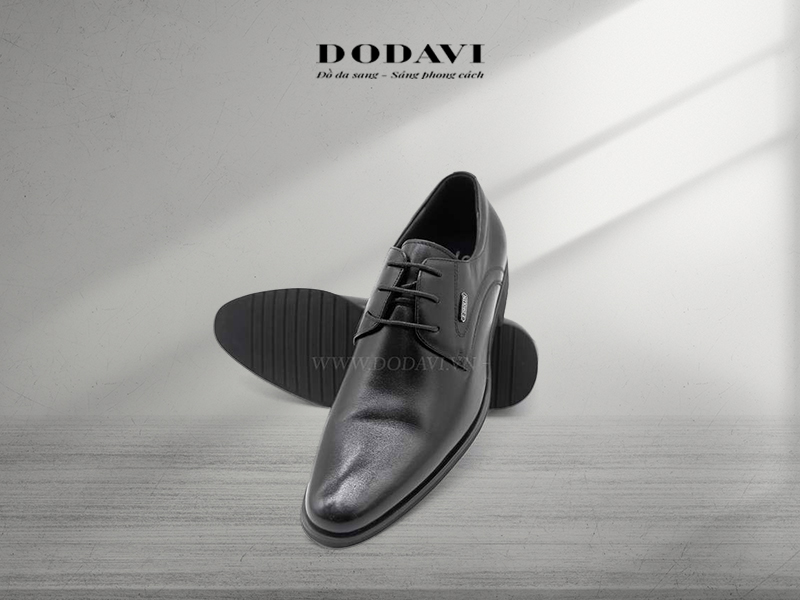Thời trang nam: Những bứt phá trong thiết kế mẫu giày da nam năm 2022 Dodavi-nhung-but-pha-trong-thiet-ke-mau-giay-da-nam-nam-2022-03_dc5ab707c60449bfaa21a5a8052a8bc4
