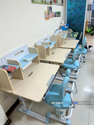 DERGO - Nội thất sức khoẻ - KH: Huỳnh Hải My (TP.HCM)- Bộ bàn học thông minh iSmart P80