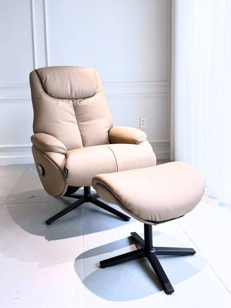 Ghế sofa giường mang phong cách phù hợp với thiết kế chung của phòng khách