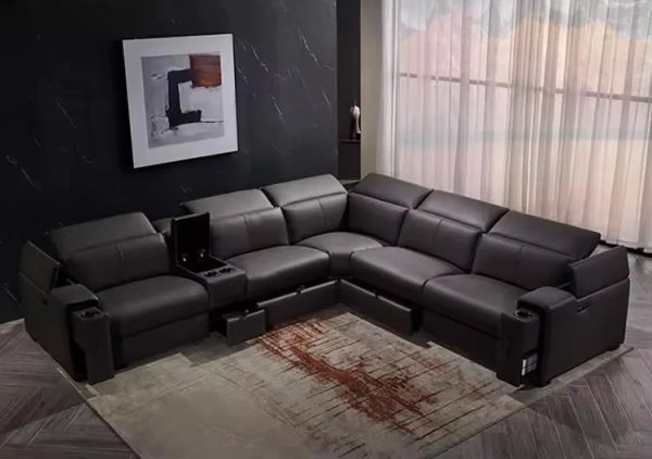 Sofa hiện đại màu đen giúp không gian trở nên đẳng cấp và thời thượng
