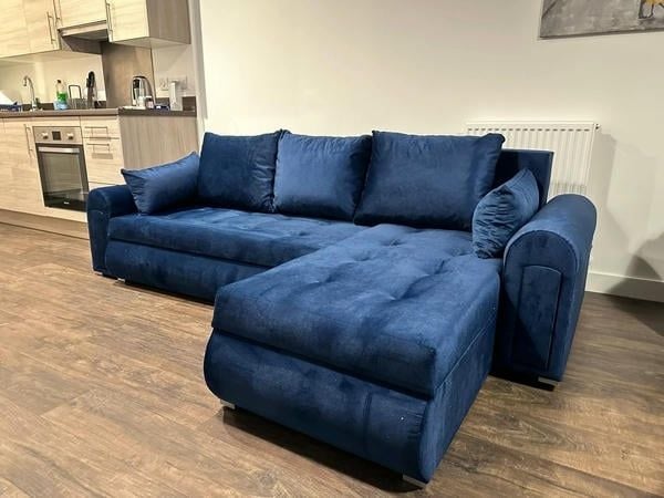 Sofa giường chất liệu vải nhung