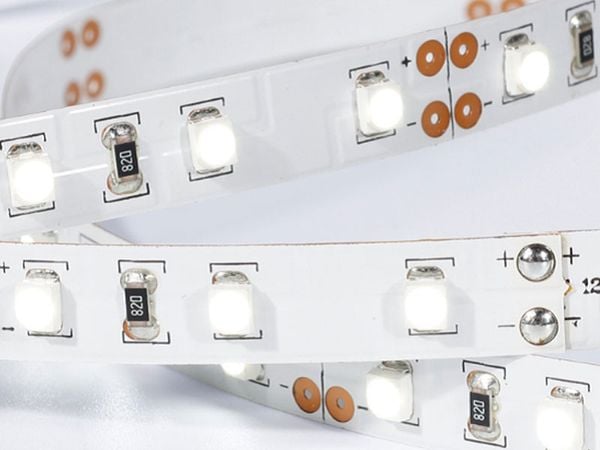 Loại đèn LED RGBW: KL-EP3528-X2-12/24 có khả năng chống chịu nước