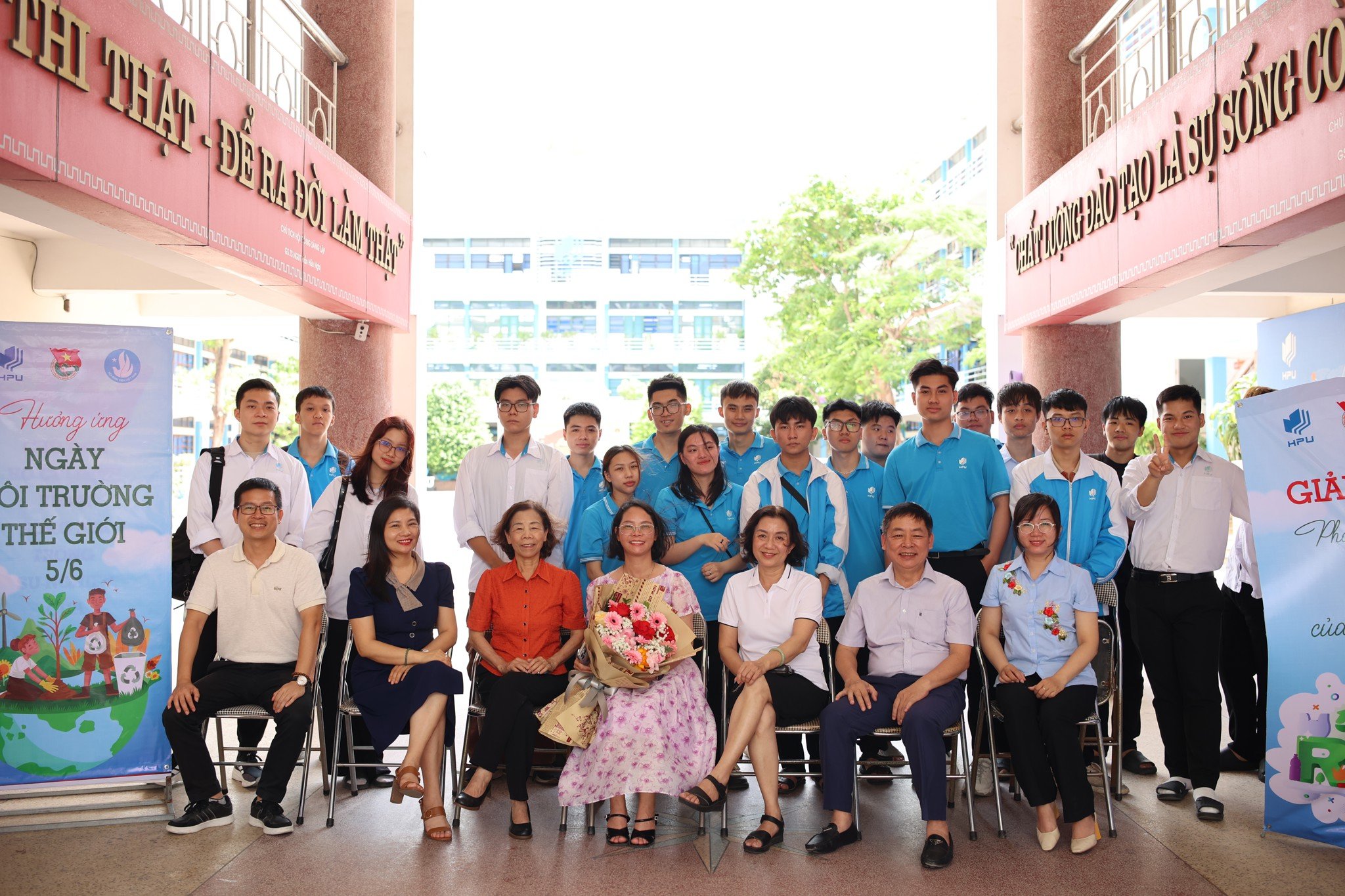 Tuổi trẻ HPU hành động vì Trái đất xanh