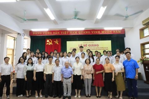 Tuổi trẻ HPU tham gia lớp Bồi dưỡng nhận thức về Đảng  năm 2025