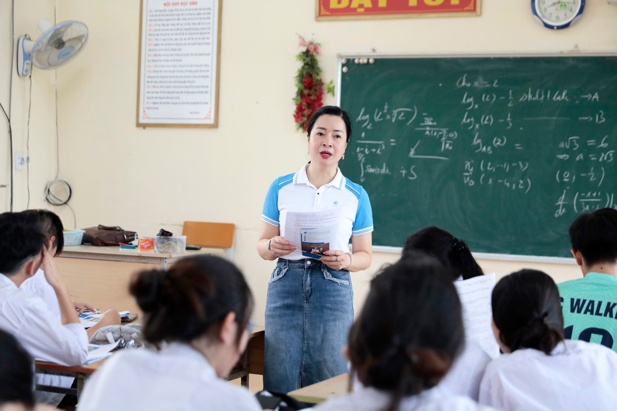 HPU tổ chức chương trình Tư vấn hướng nghiệp và Tuyển sinh tại Trường THPT Thụy Hương
