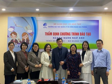 Trường Đại Học Quản Lý Và Công Nghệ Hải Phòng tổ chức thẩm định chương trình đào tạo trình độ đại học ngành Ngôn Ngữ Anh