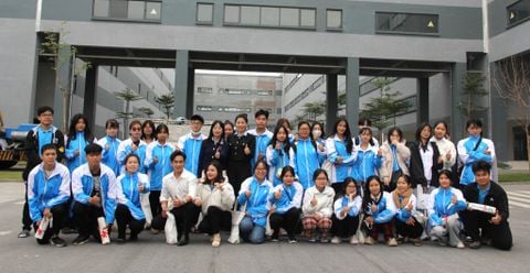 Sinh viên HPU hào hứng trải nghiệm tại Ngày hội việc làm DEEPC 2024