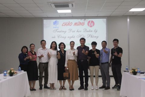 Chương trình ngôn ngữ Anh: chuyên ngành Anh - Hàn