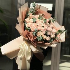 Hoa hồng tặng mẹ nhân dịp Quốc tế Phụ nữ