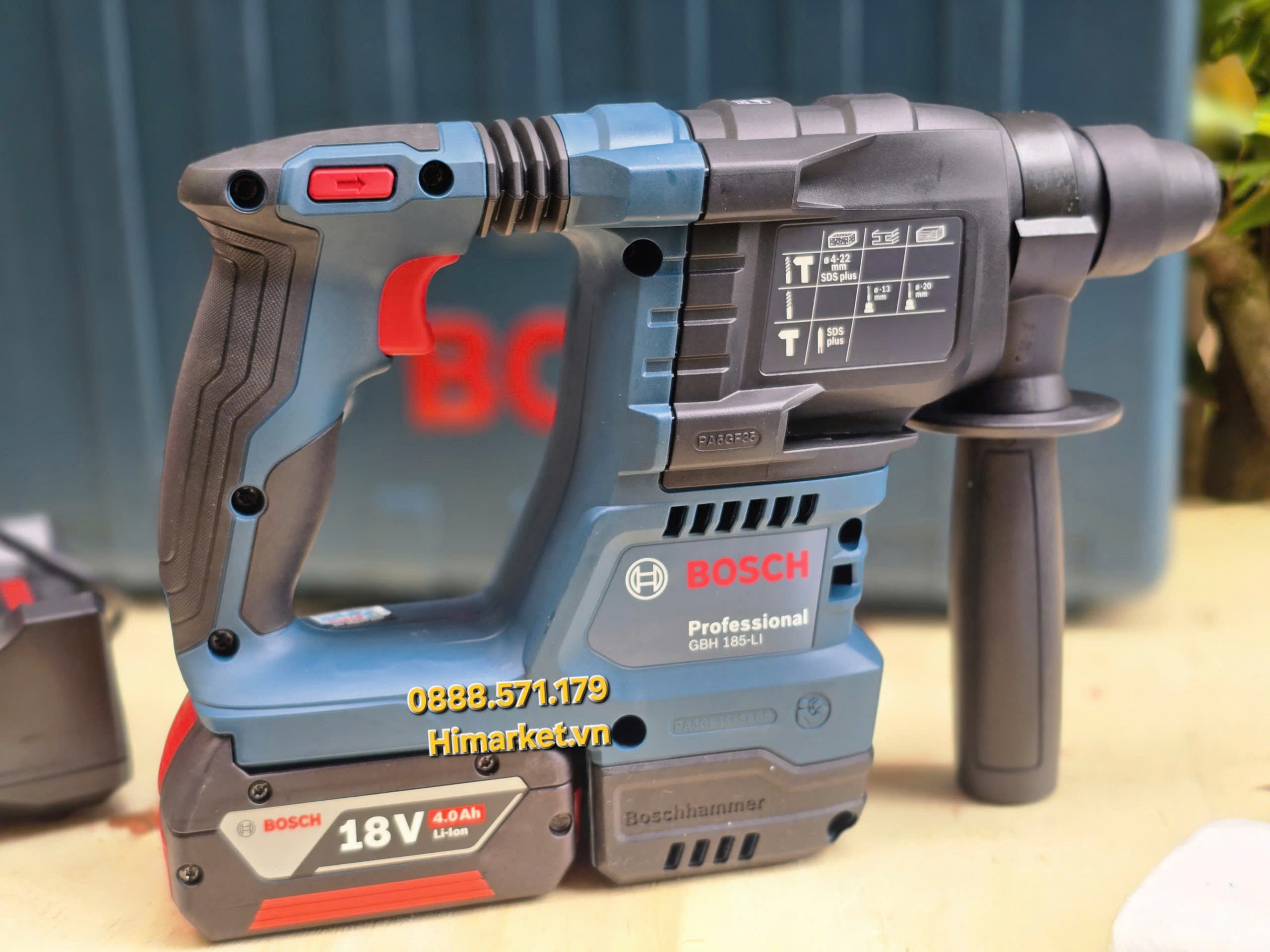 Máy khoan Bosch GBH 185-LI đi kèm pin và sạc