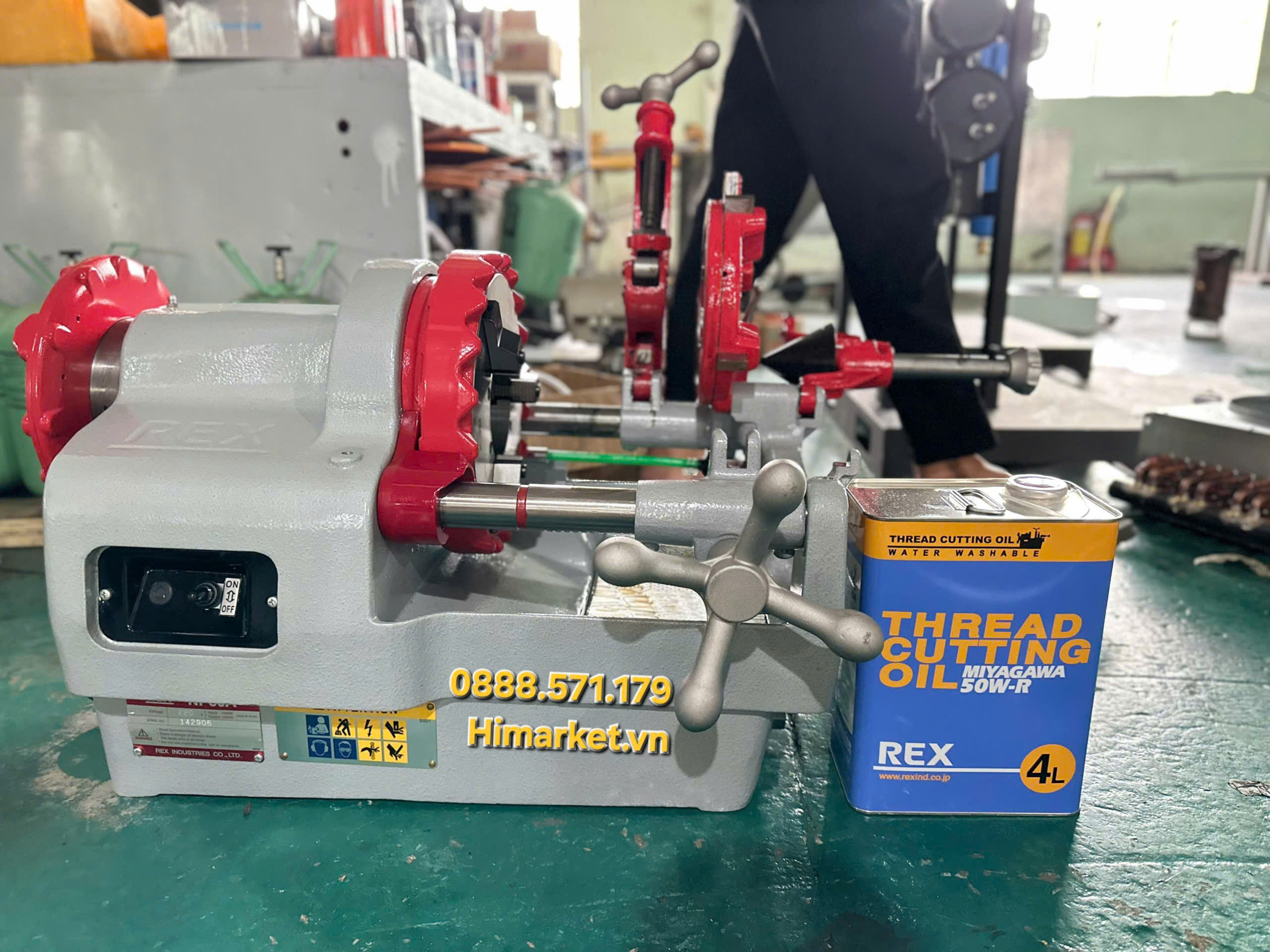 Cận cảnh các chi tiết cơ khí trên máy