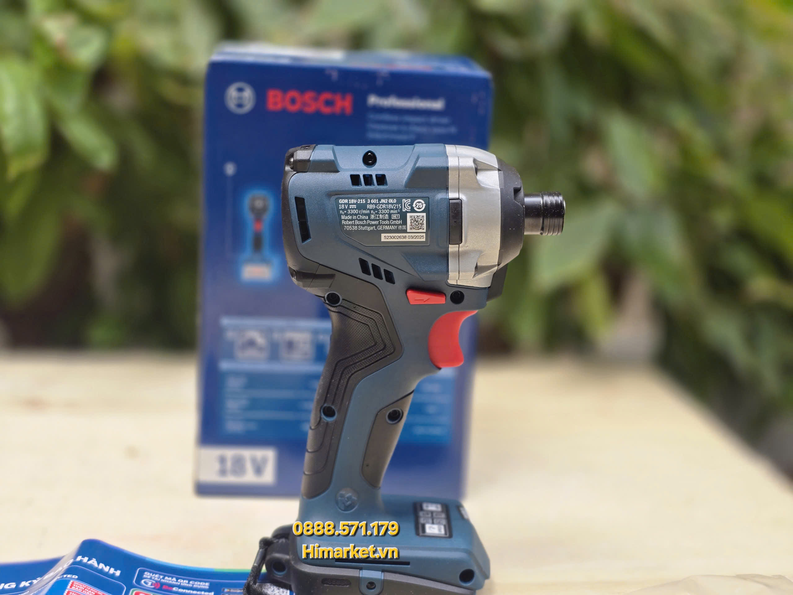 Góc nhìn khác của máy vặn vít Bosch GDR 18V-215