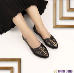 Bước Đi Tự Tin Cùng Giày Búp Bê Hạnh Dung - Nét Đẹp Thanh Lịch Cho Phái Nữ