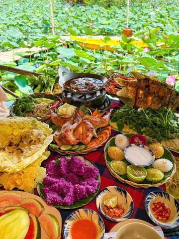 Làng sen Thủ Đức