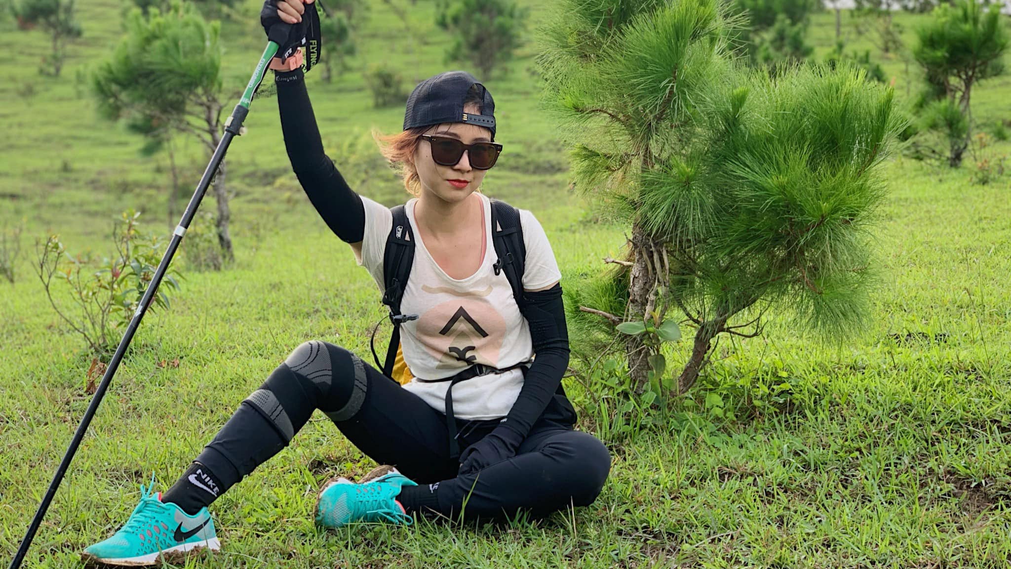 Trang phục đi Trekking chọn nhẹ như bộ đồ ngủ