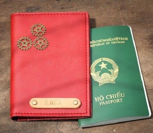 bao đựng passport khắc tên