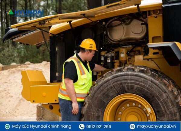 Những quan trọng trong quá trình bảo dưỡng máy xúc lật