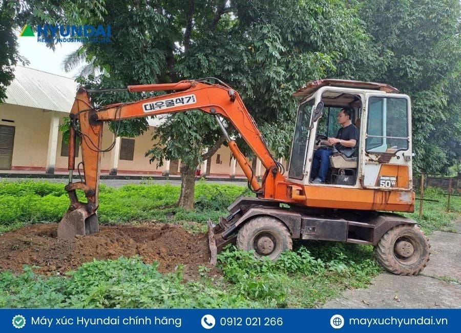 chứng chỉ lái máy xúc