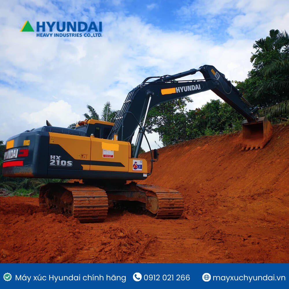 Máy xúc bánh xích Hyundai HX210S