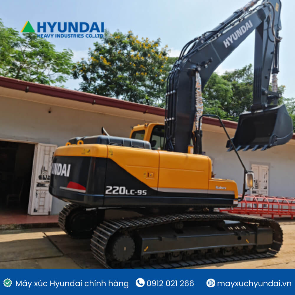 Máy xúc đào R220LC-9S Gầu 1.1m3