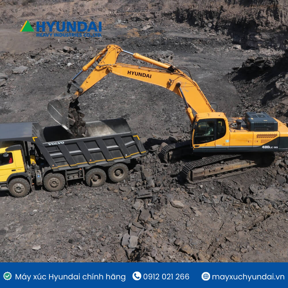 Máy xúc đào R480LC-9S gầu 2.15m3