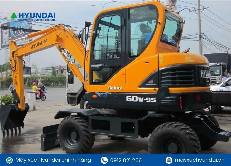 máy xúc bánh lốp