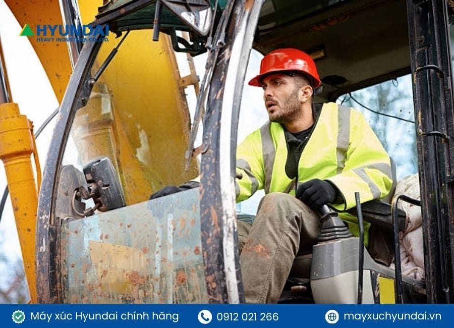 vận hành máy xúc