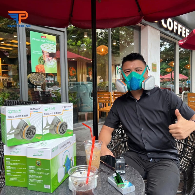 Mặt nạ phòng độc