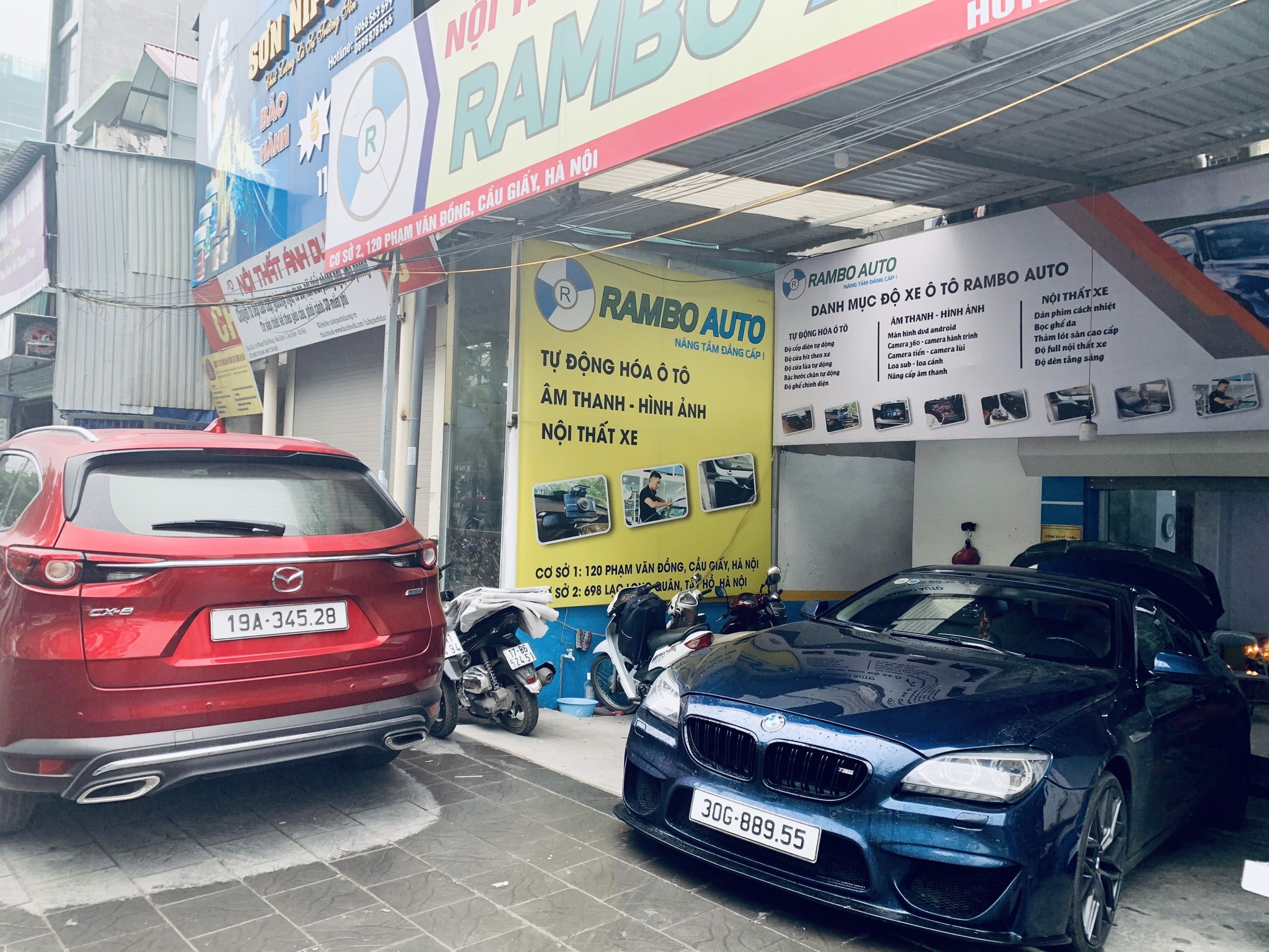 Cốp điện BMW 640i.