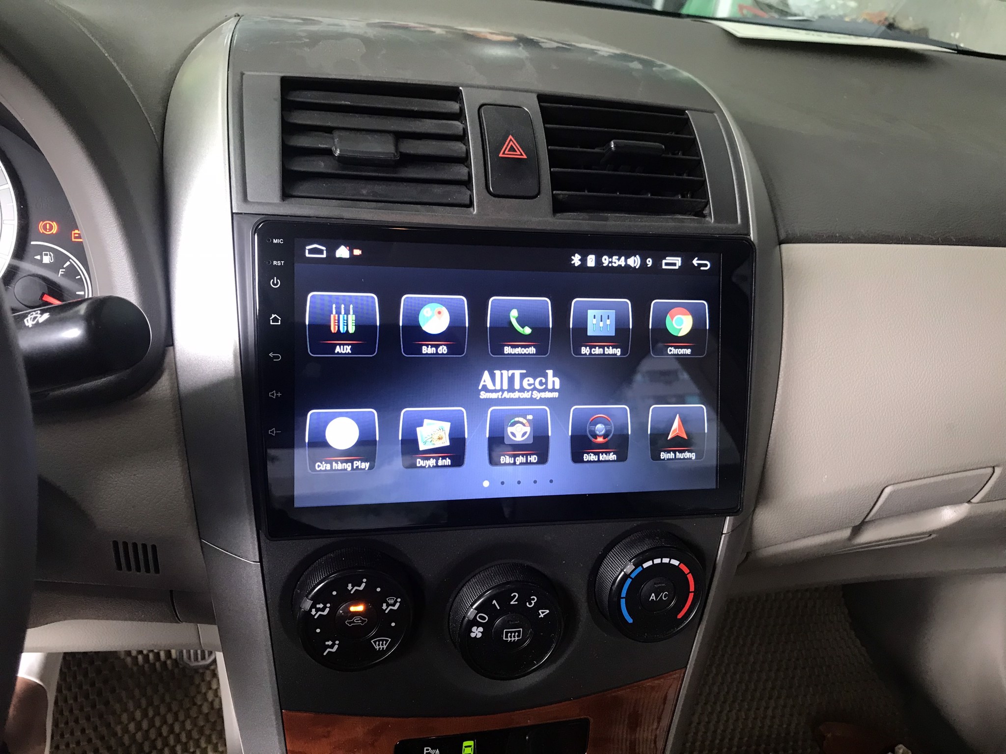 Cập nhật CH Play màn hình ô tô androi không được phải làm thế nào?