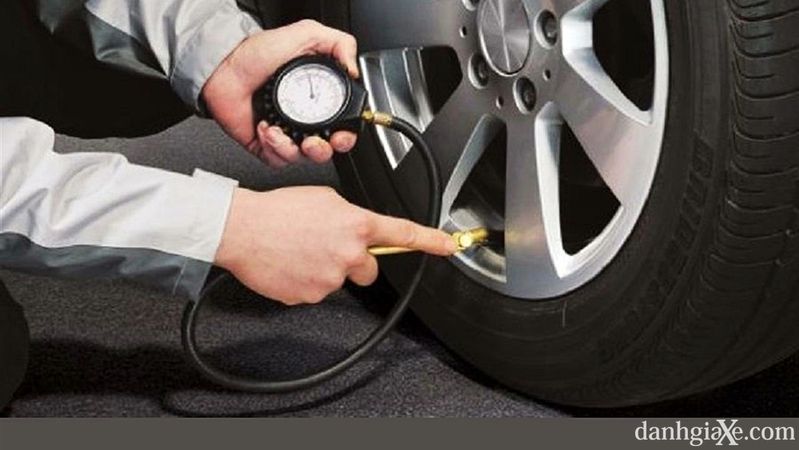 Áp suất lốp là gì? Áp suất lốp bao nhiêu là đủ?