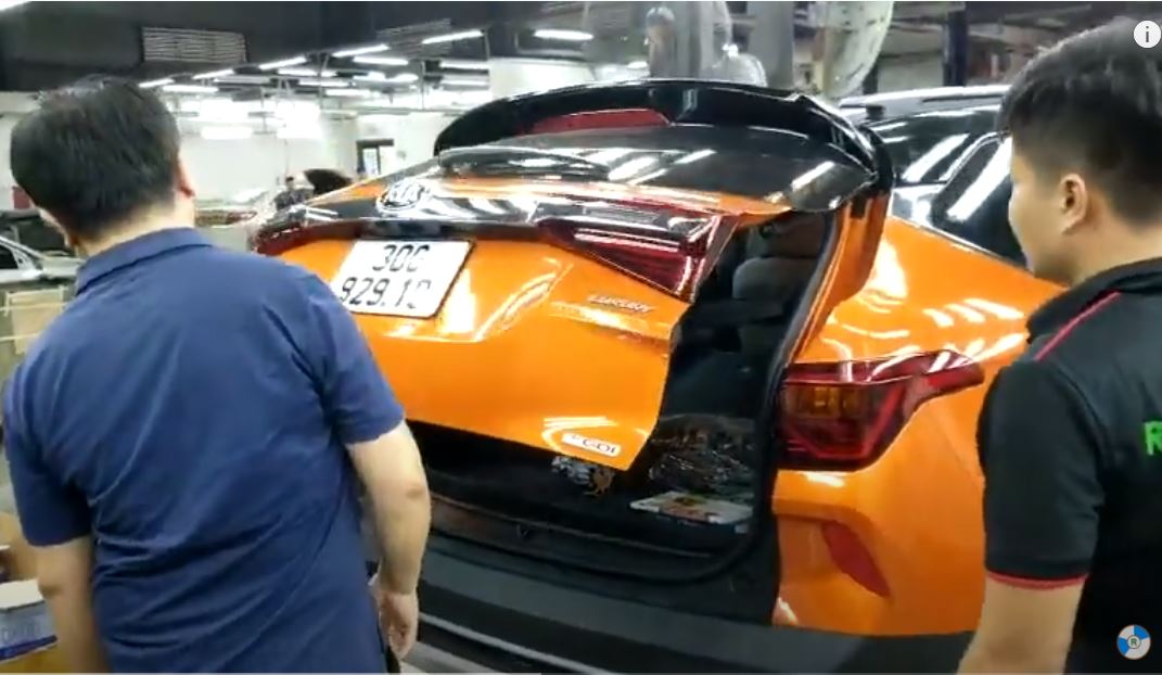 Kia Seltos 2021 nên độ gì? Thực tế cốp điện Kia Seltos tại Gara