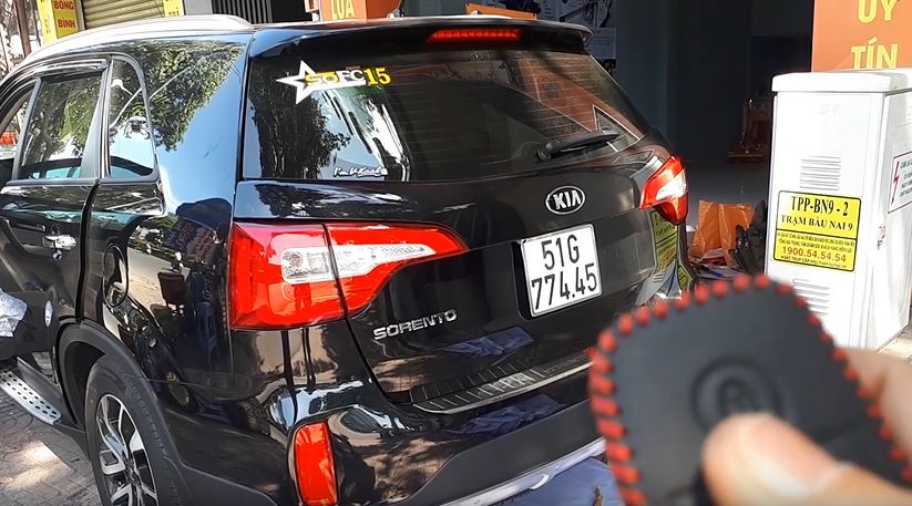 Lắp cốp điện KIA SORENTO tại HCM | Rambo Auto