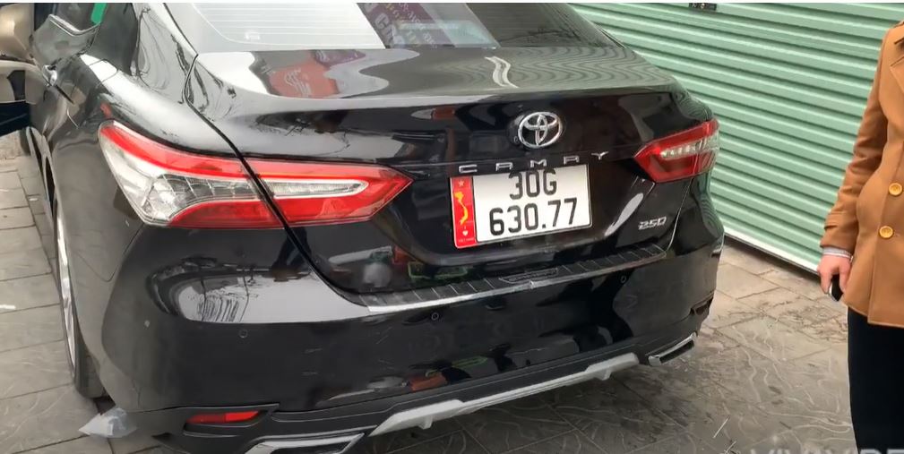 Camry 2019 độ full option cốp điện & đá cốp thế hệ mới nhất 2021