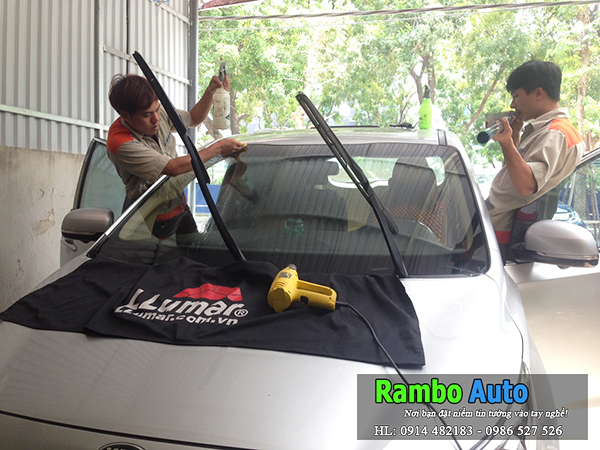 Dán cách nhiệt kính lái film gì tốt nhất & bao nhiêu tiền?