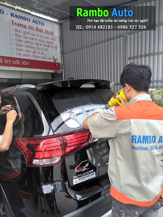 Dán phim cách nhiệt ô tô ở đâu tốt nhất tại Hà Nội?