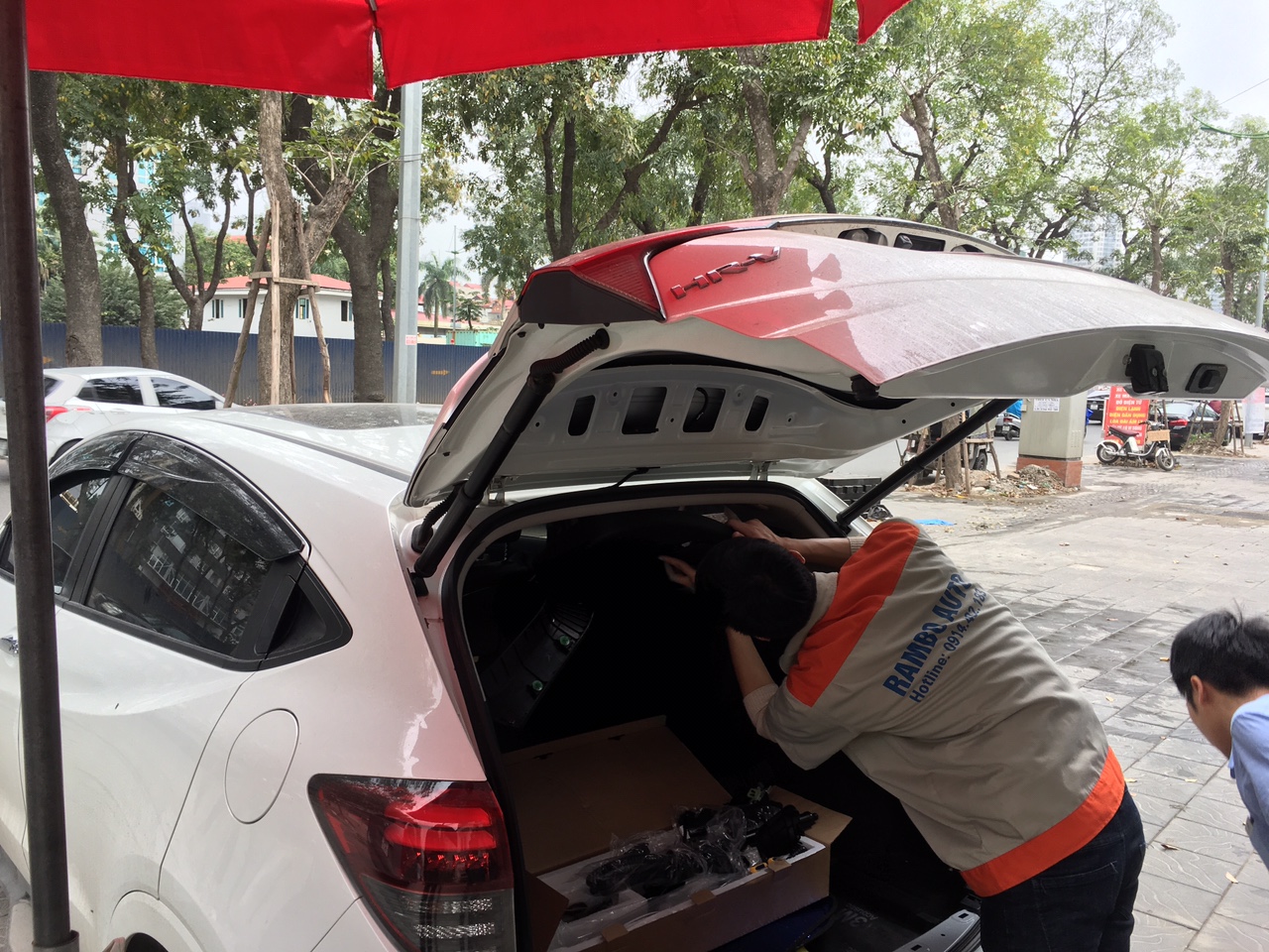 Đồ chơi phụ kiện HRV 2019 đáng trang bị nhất là gì?