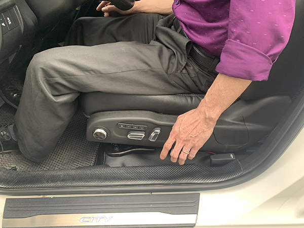 Độ ghế chỉnh cơ thành chỉnh điện tại Hà Nội