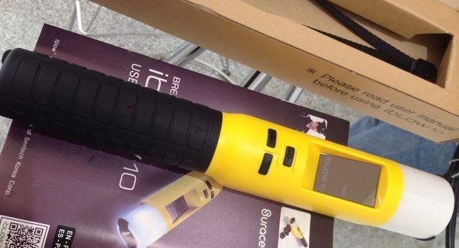 Máy đo nồng độ cồn tự kiểm tra - Sản phẩm đang được dân tình đua nhau tìm!