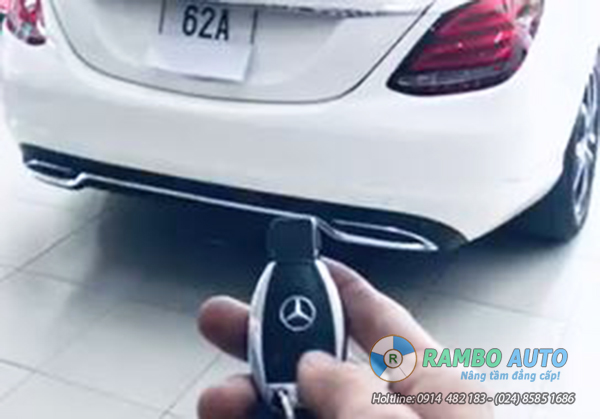 Địa chỉ lắp cốp điện Mercedes C uy tín giá tốt tại Tp.hcm