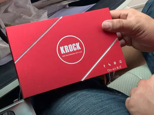 Bộ mic hát karaoke trên ô tô tốt nhất 2021