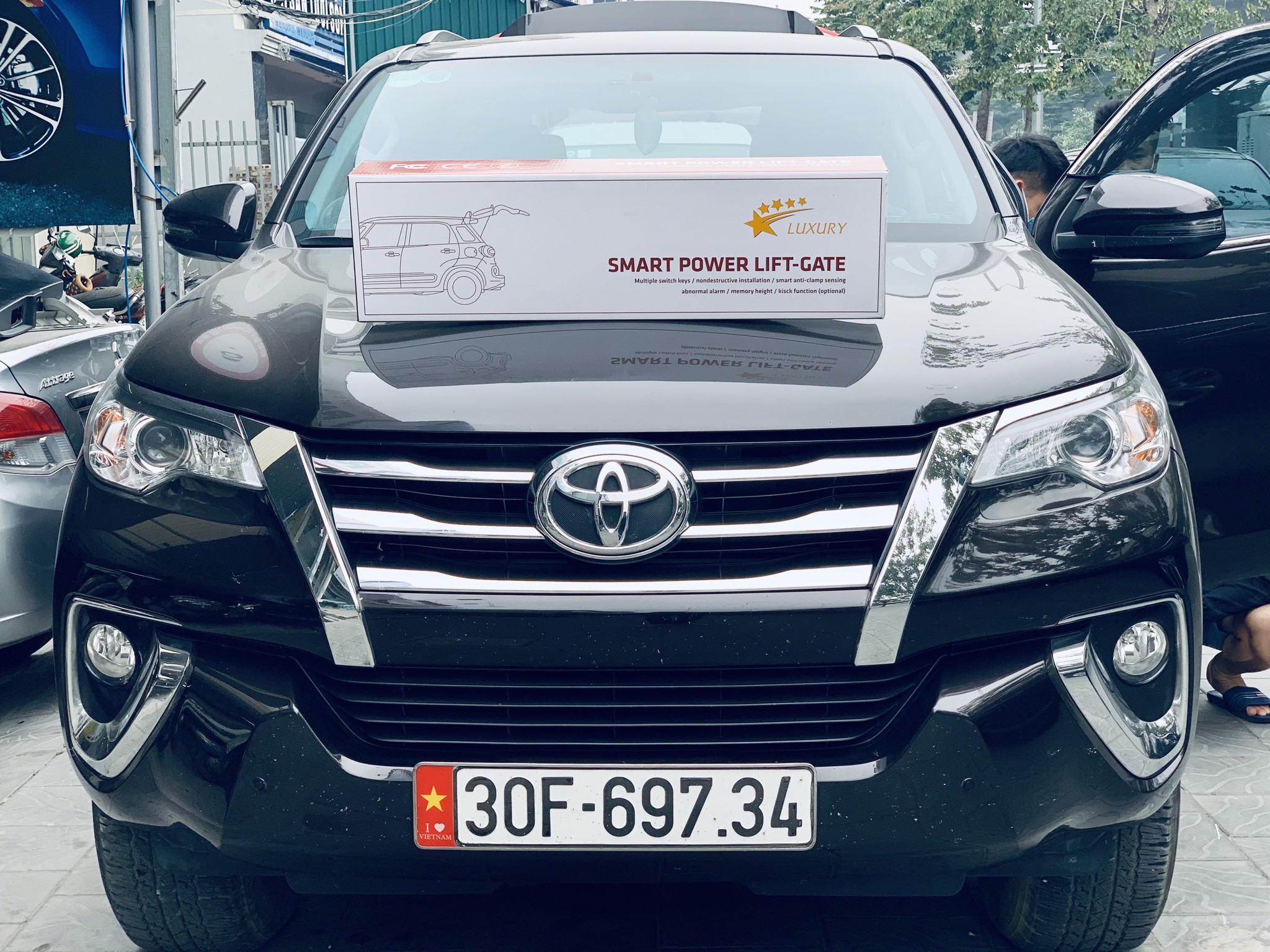Cốp điện Luxury cho bác chủ khách quen Fortuner 2020. Trân trọng cảm ơn sự ủng hộ của bác 😊