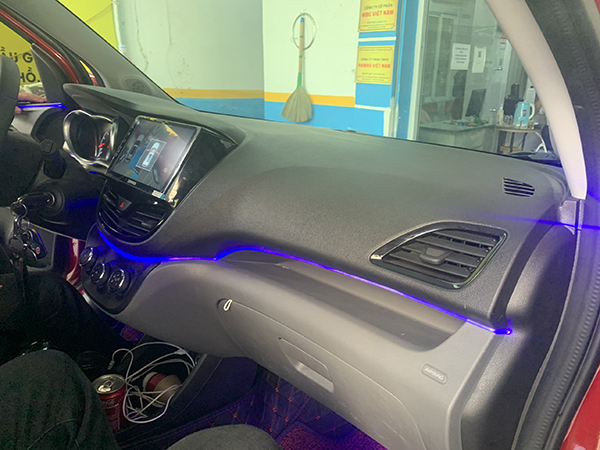 Combo Gắn Ốp Carbon Và Độ LED Nội Thất Cho VINFAST LUX SA2.0 Tại TPHCM –  Mười Hùng Auto