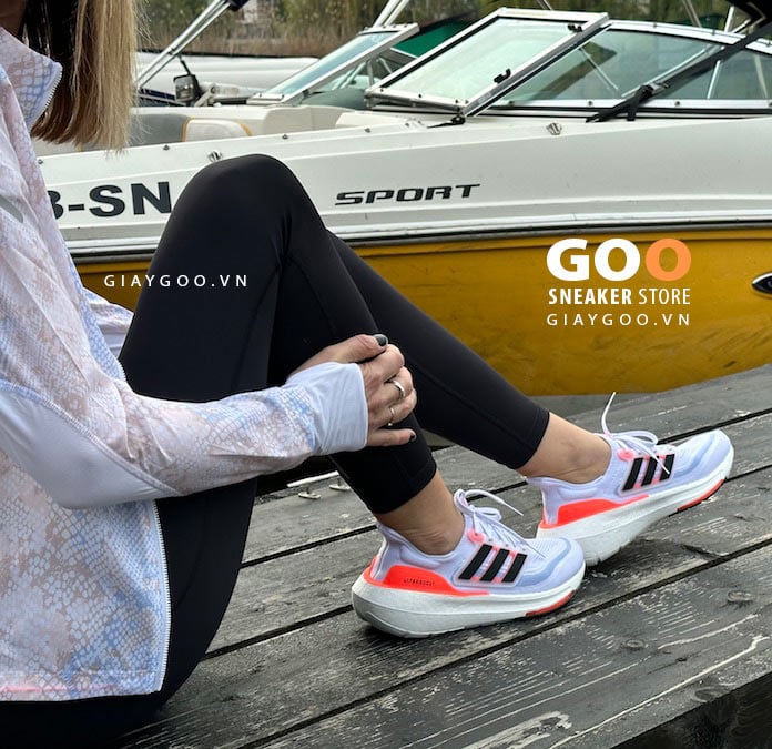 adidas ultraboost light outfit