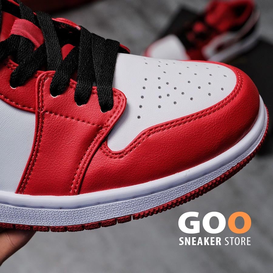 jordan 1 low bulls