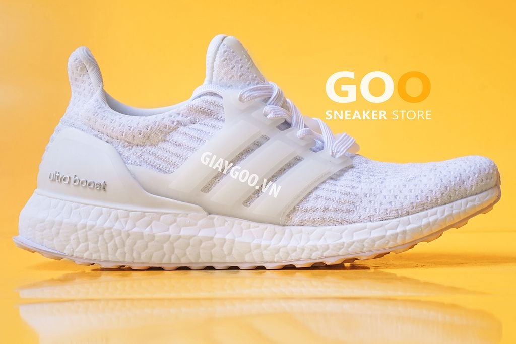 Giày ultra clearance boost 2.0 white